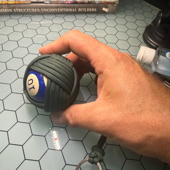 Paracord Celtic Knot Keychain w/ Pool Ball Core - Olive Drab EDC Gear - Picture 3 of 3